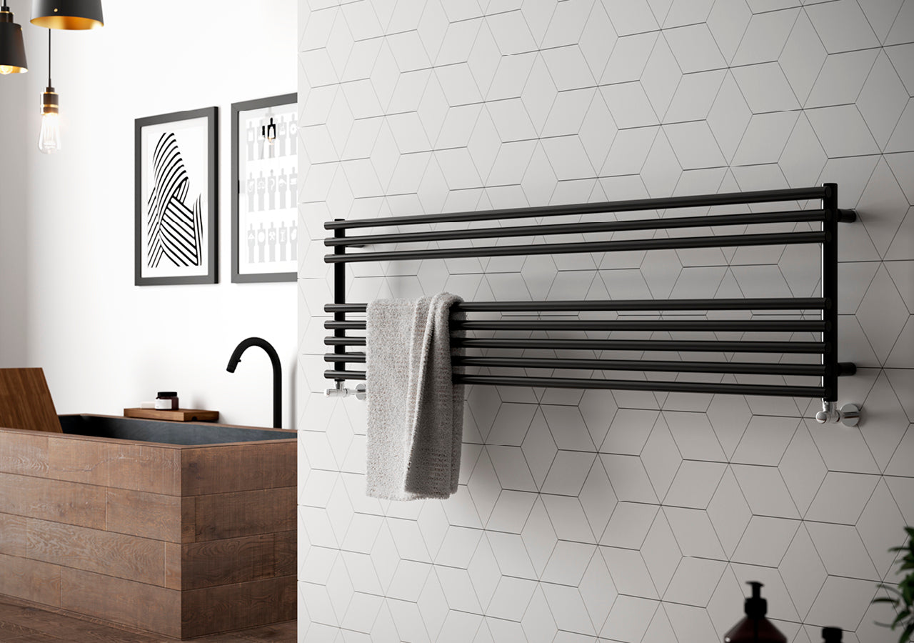 Gloria 22 Wide | Horizontal Hot Water Towel Warmer