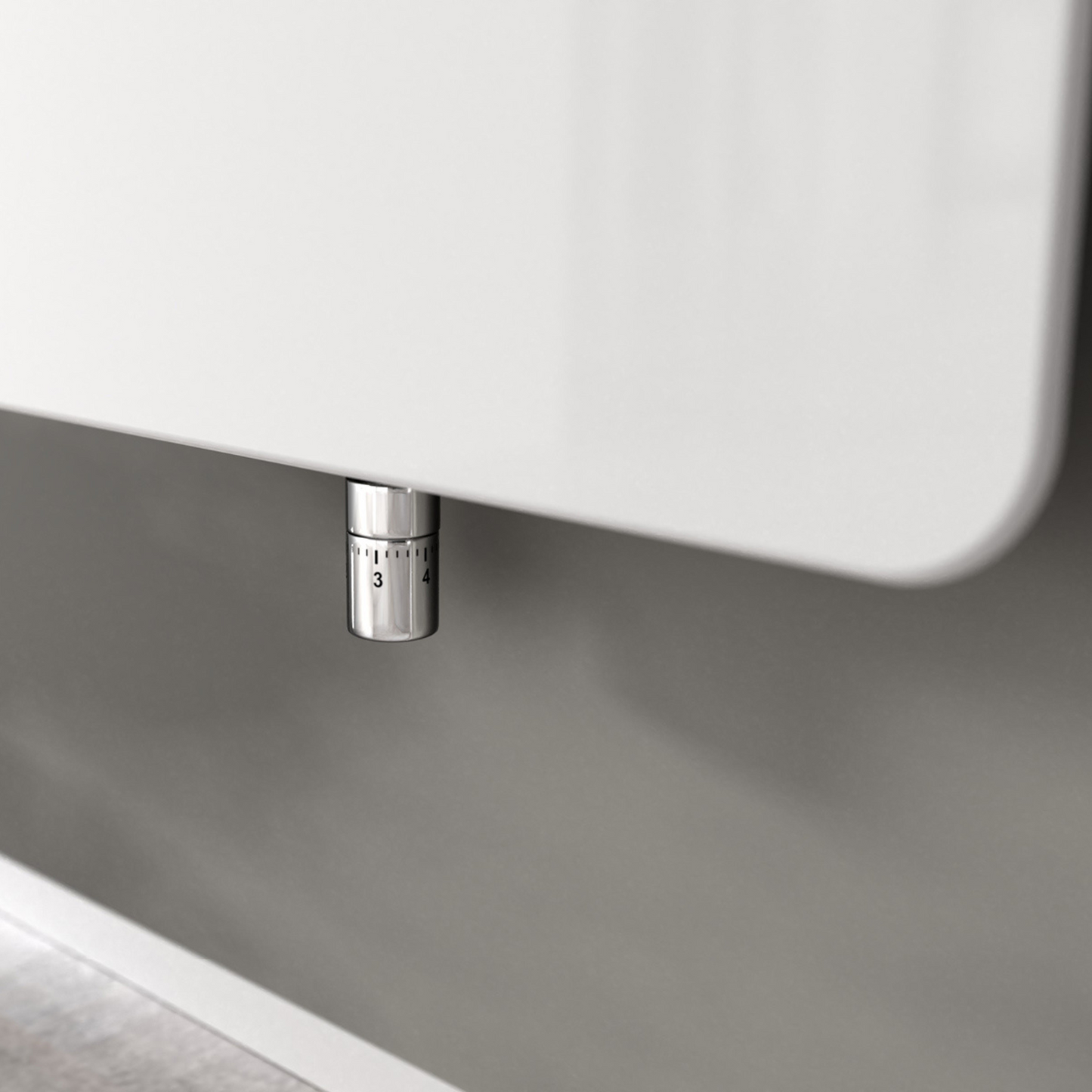Giuly SL | Modern Hydronic Towel Warmer