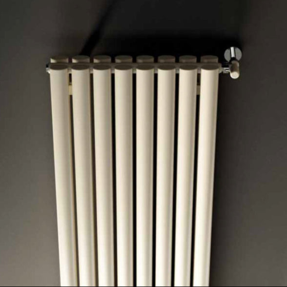 Tamara Tandem | Vertical Hot Water Radiator